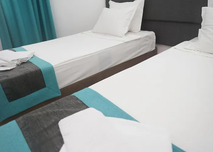 מלון Casa Aria 2*